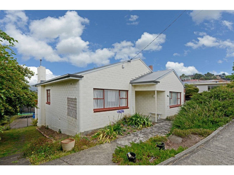 38 Pottery Road, Lenah Valley TAS 7008