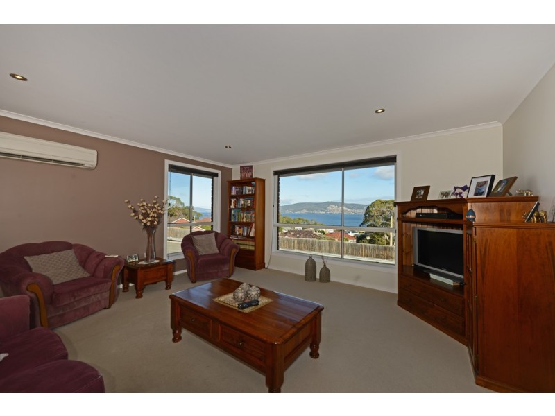 522 Oceana Drive, Howrah TAS 7018