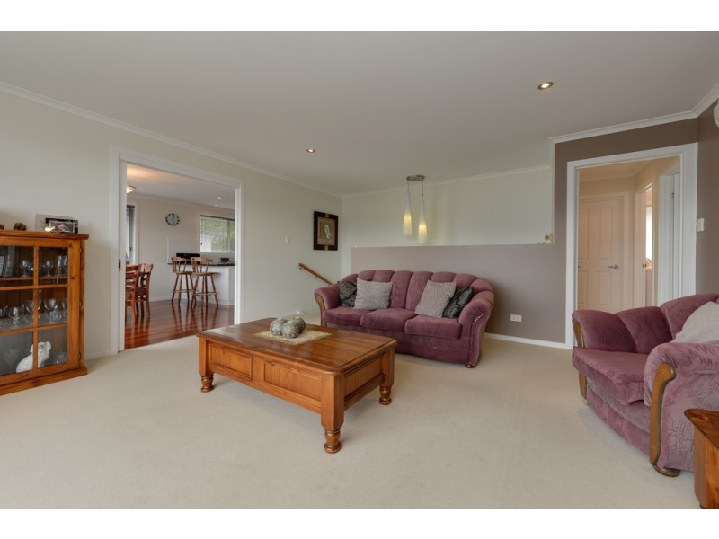 522 Oceana Drive, Howrah TAS 7018