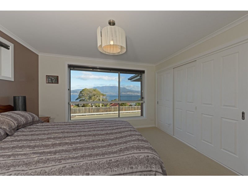 522 Oceana Drive, Howrah TAS 7018