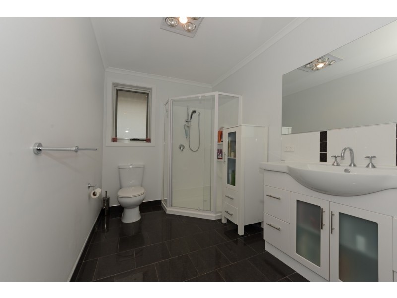 522 Oceana Drive, Howrah TAS 7018