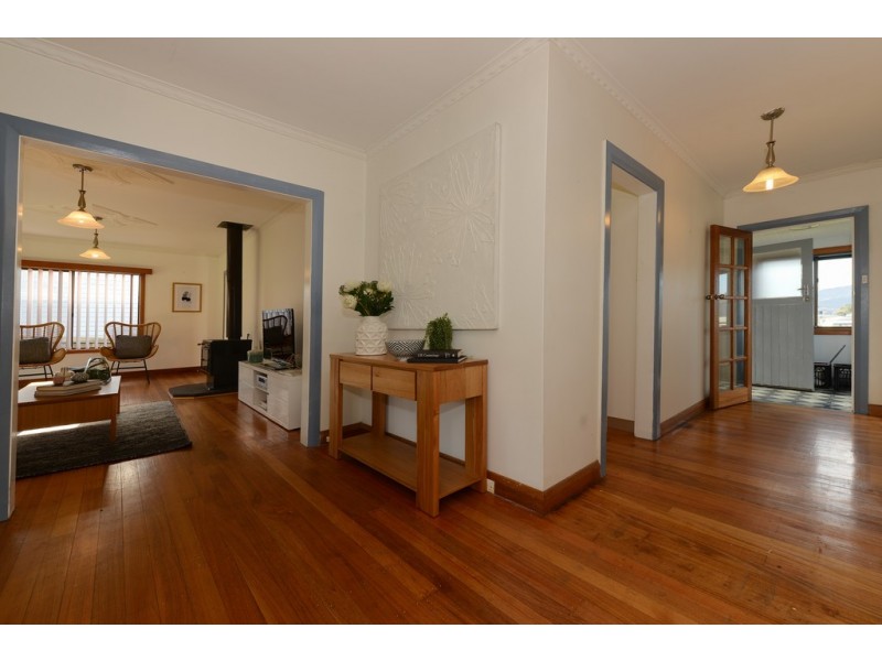 5 Narillan Street, Claremont TAS 7011