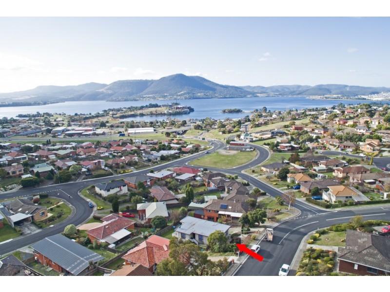 14 Chandos Drive, Berriedale TAS 7011