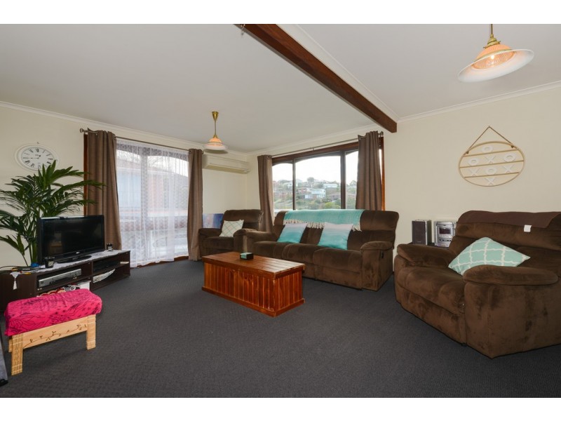14 Chandos Drive, Berriedale TAS 7011