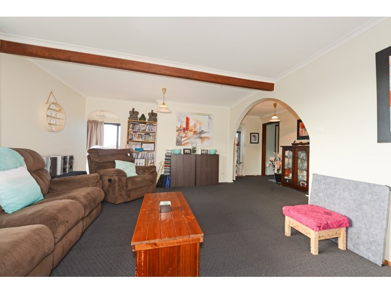 14 Chandos Drive, Berriedale TAS 7011