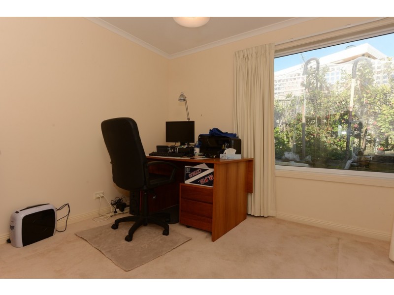 2/17 Rose Court, Sandy Bay TAS 7005