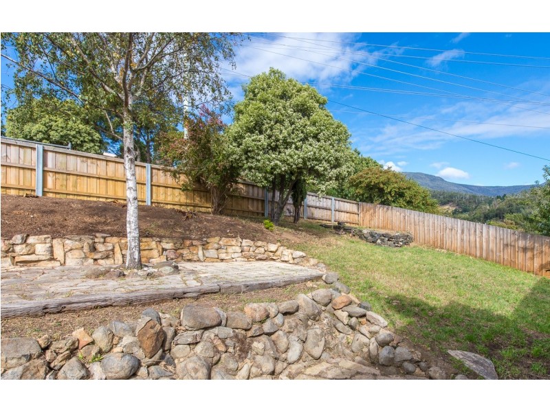 22 Devines Road, Glenorchy TAS 7010