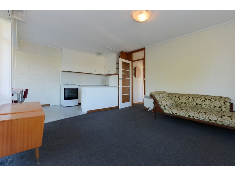 1/16B Stoke Street, New Town TAS 7008