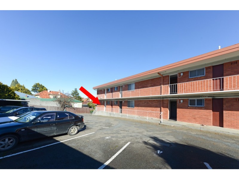 1/16B Stoke Street, New Town TAS 7008