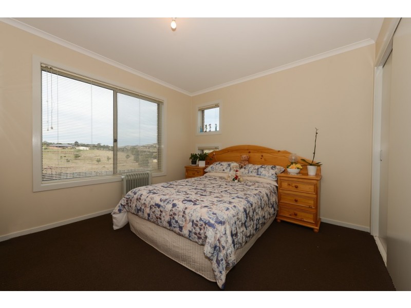 1/17 Lucas Place, Brighton TAS 7030