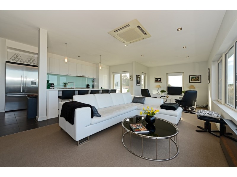 3/178-180 Channel Highway, Taroona TAS 7053