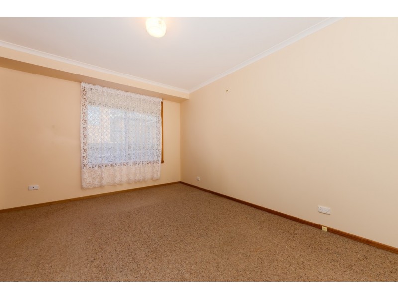 2/11 Longley Court, Glenorchy TAS 7010