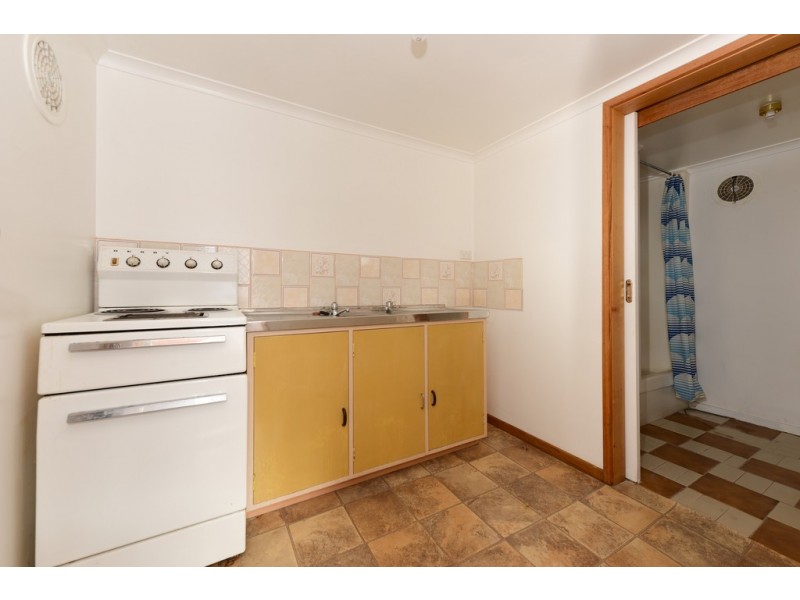 2/11 Longley Court, Glenorchy TAS 7010