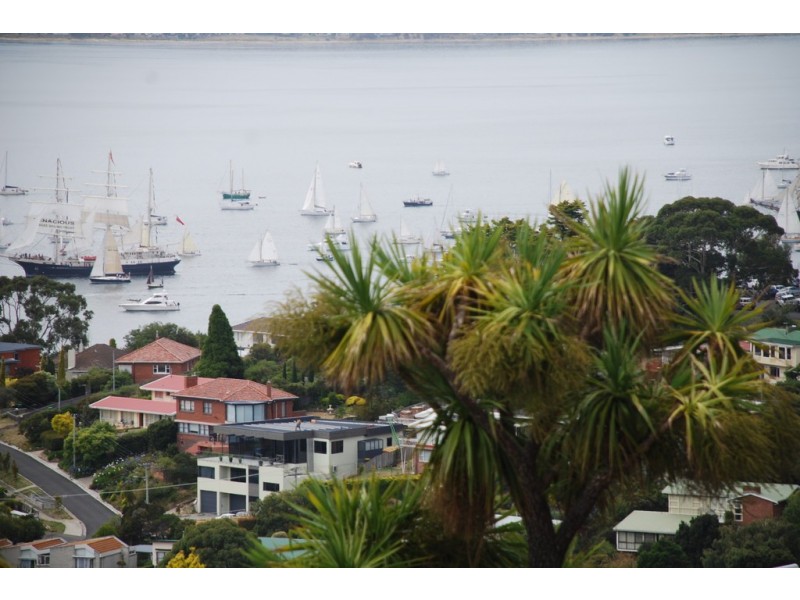 30 Shepherd Street, Sandy Bay TAS 7005