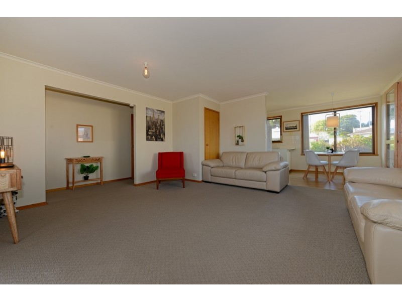 26 Village Drive, Kingston TAS 7050