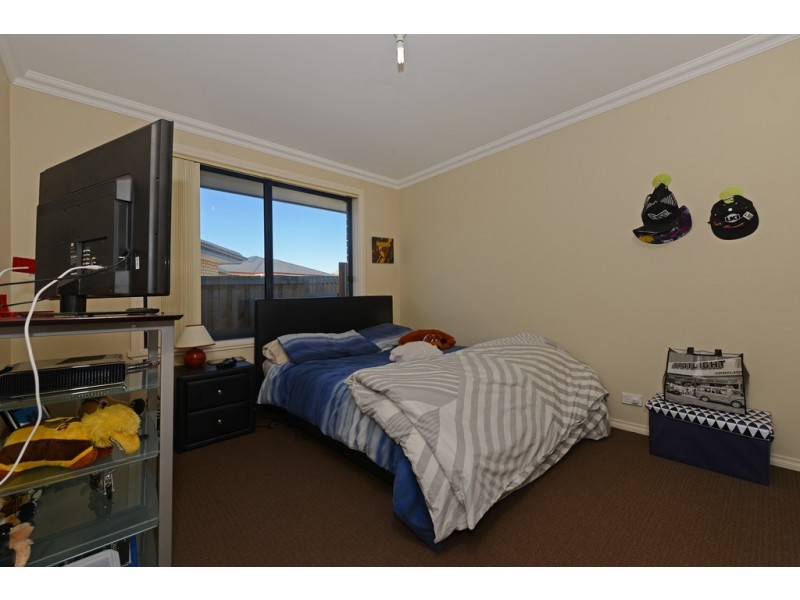1/21 Alice Place, Brighton TAS 7030