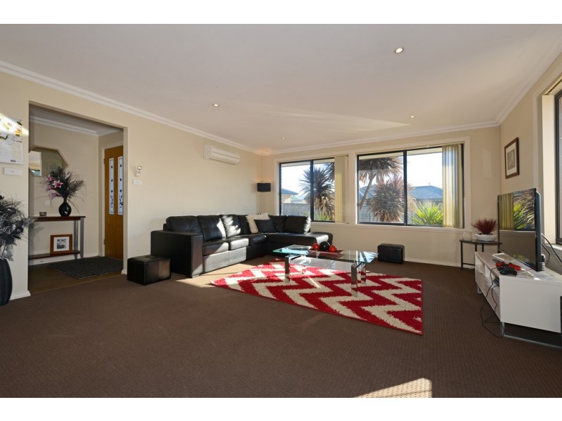 1/21 Alice Place, Brighton TAS 7030