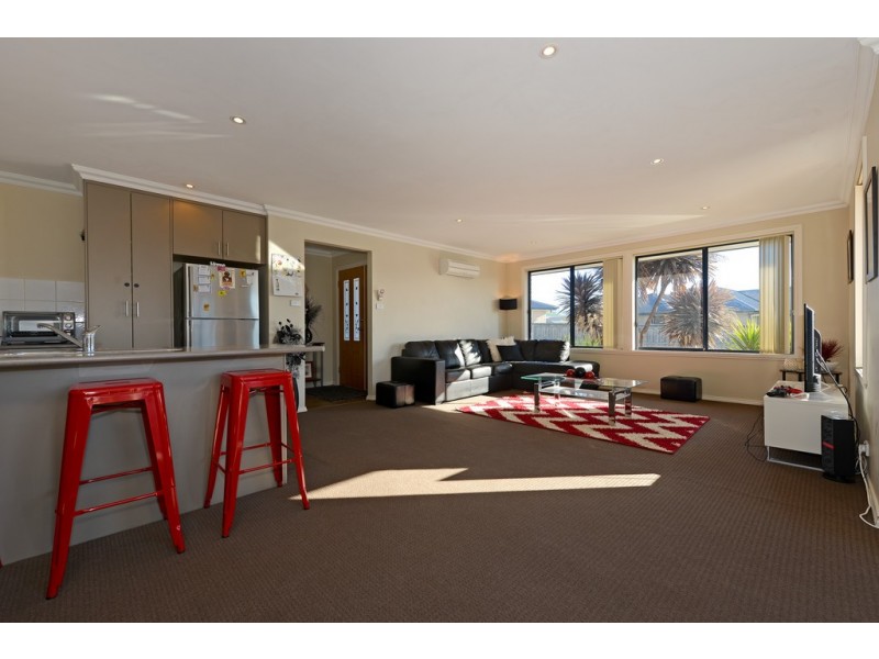 1/21 Alice Place, Brighton TAS 7030