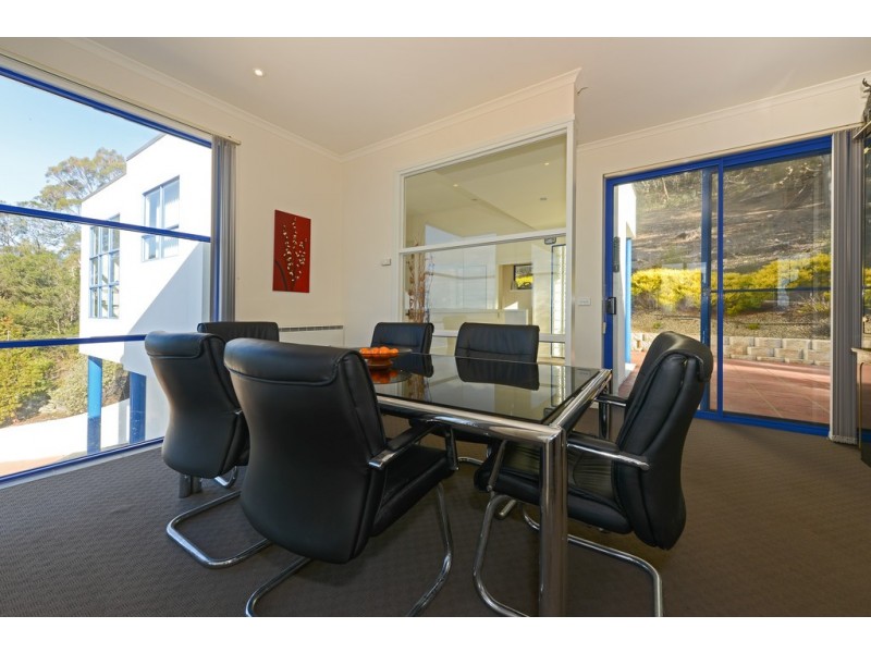 53 Nicholas Drive, Sandy Bay TAS 7005