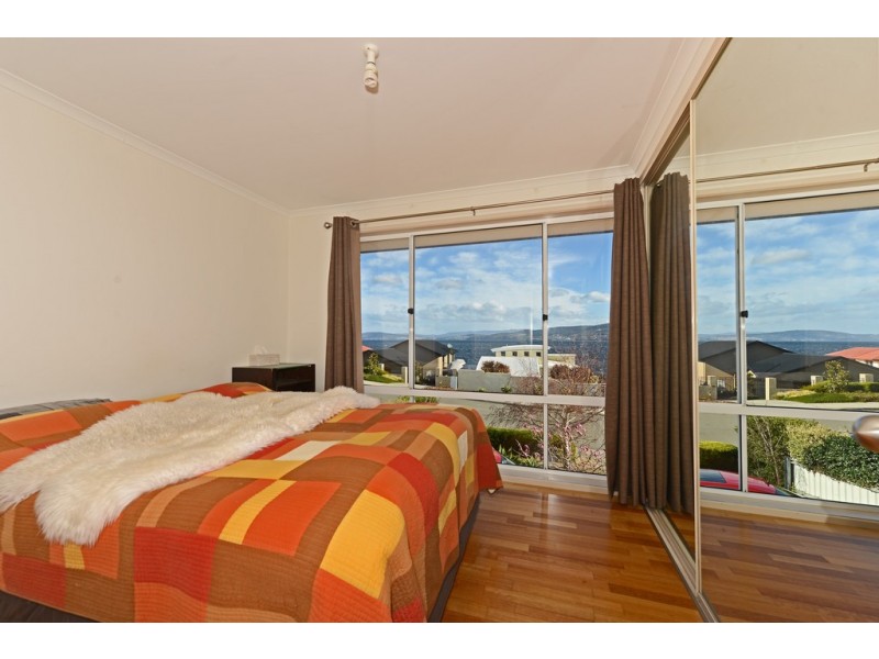 19 Pindos Drive, Tranmere TAS 7018