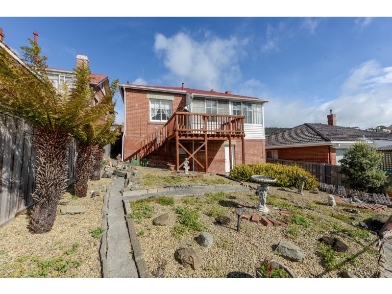 6 Watkins Avenue, West Hobart TAS 7000