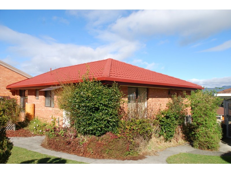 393 Village Drive, Kingston TAS 7050