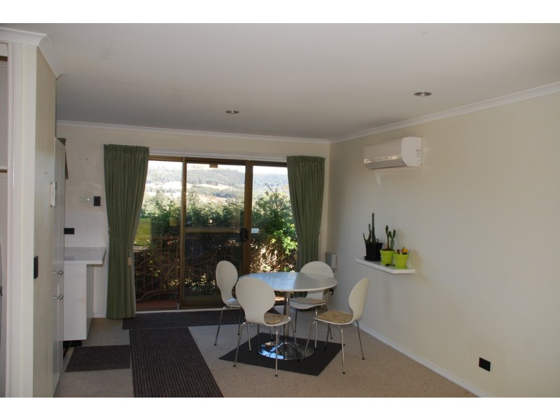 393 Village Drive, Kingston TAS 7050