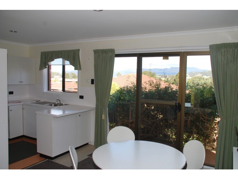 393 Village Drive, Kingston TAS 7050