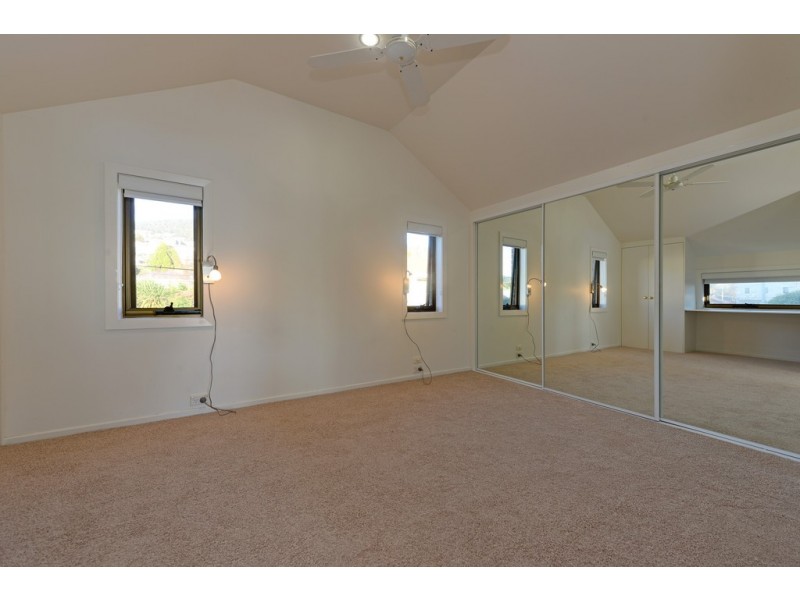 3/4 Mansell Court, Sandy Bay TAS 7005