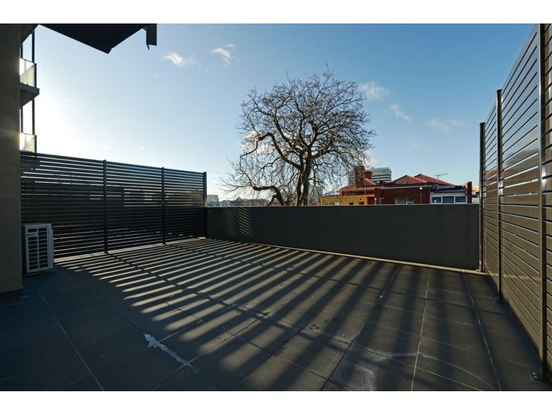 8/166 Bathurst Street, Hobart TAS 7000