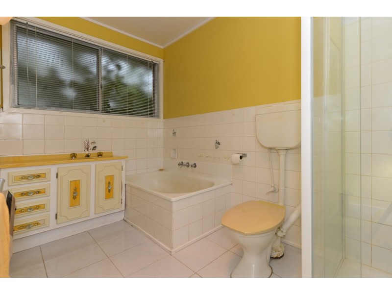 84 Wells Parade, Blackmans Bay TAS 7052