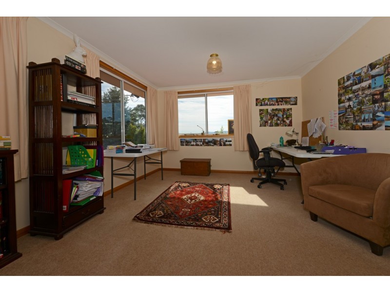 6 Alcides Avenue, Lenah Valley TAS 7008