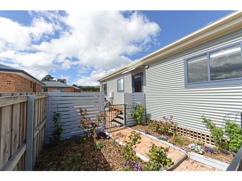 8 Tivoli Road, Old Beach TAS 7017