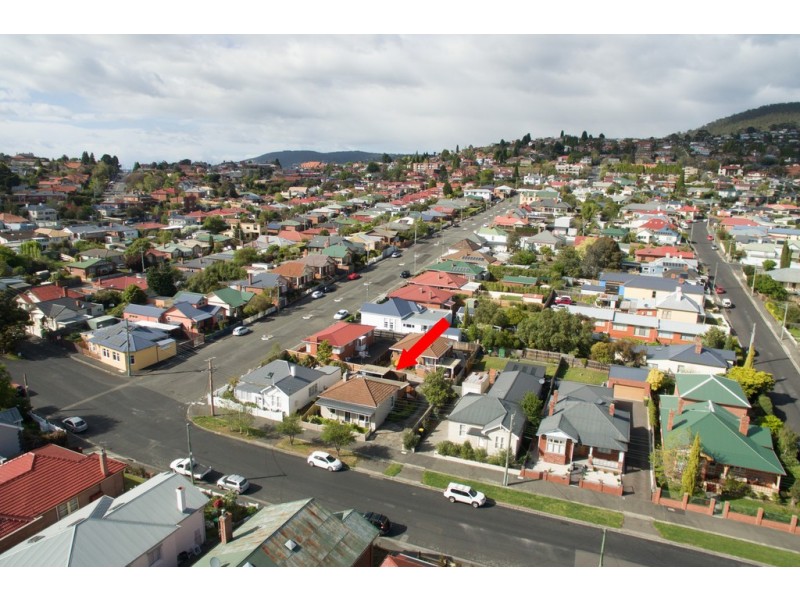 1/20 Pedder Street, New Town TAS 7008