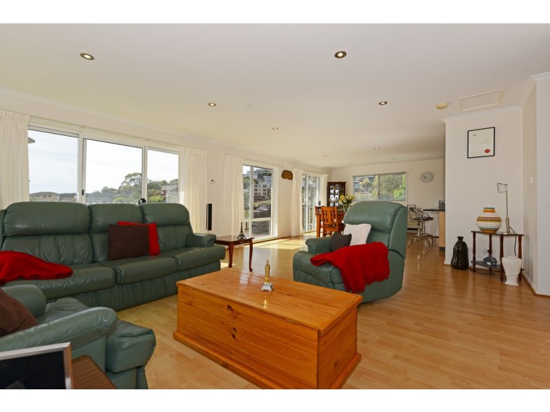 10 Sunvale Avenue, Sandy Bay TAS 7005