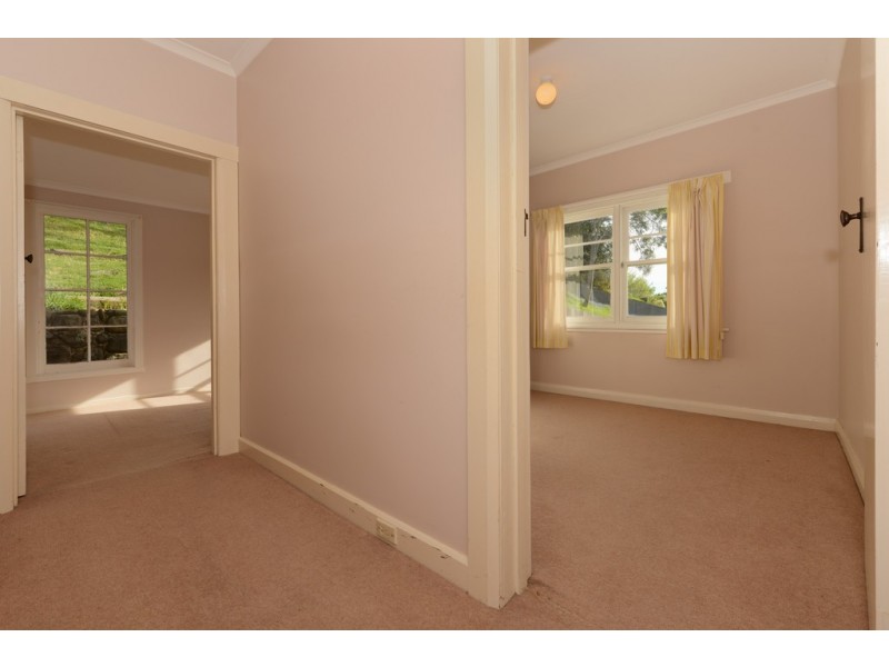 261 Lenah Valley Road, Lenah Valley TAS 7008