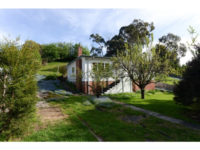 261 Lenah Valley Road, Lenah Valley TAS 7008