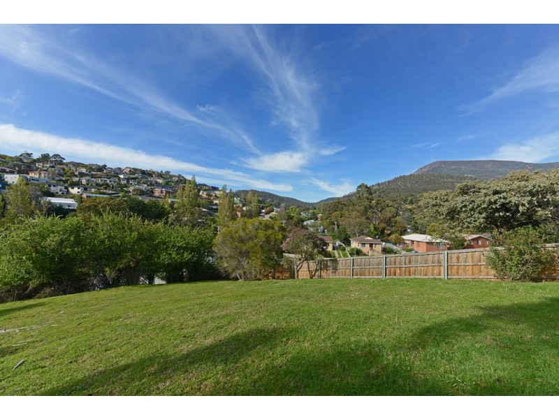 261 Lenah Valley Road, Lenah Valley TAS 7008