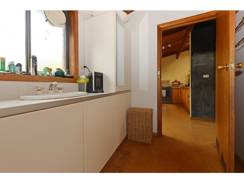 3 Nayuka Street, Geilston Bay TAS 7015