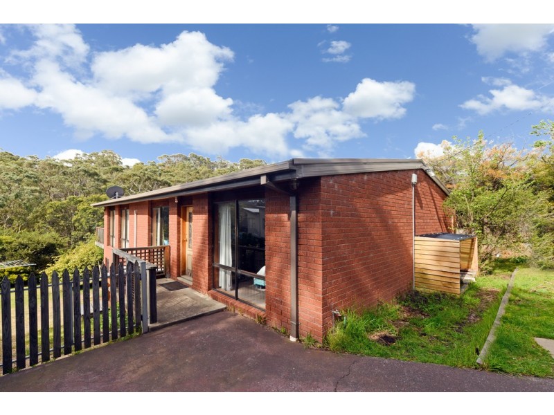 3 Nayuka Street, Geilston Bay TAS 7015