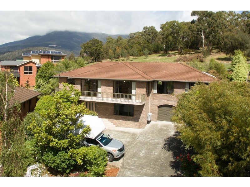 11 Dawkins Court, West Moonah TAS 7009