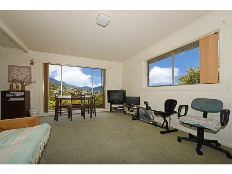 1 and 2 /6 Dalkeith Court, Sandy Bay TAS 7005