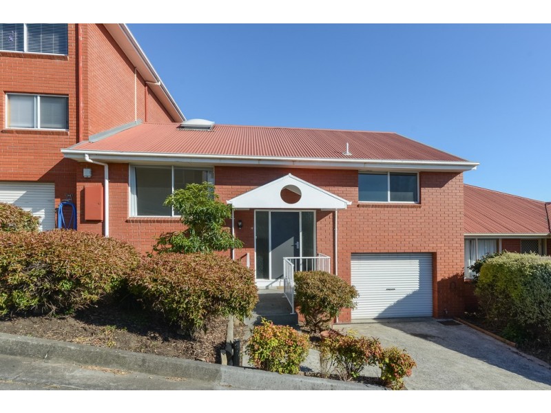 2/32 Mortimer Avenue, Mount Stuart TAS 7000