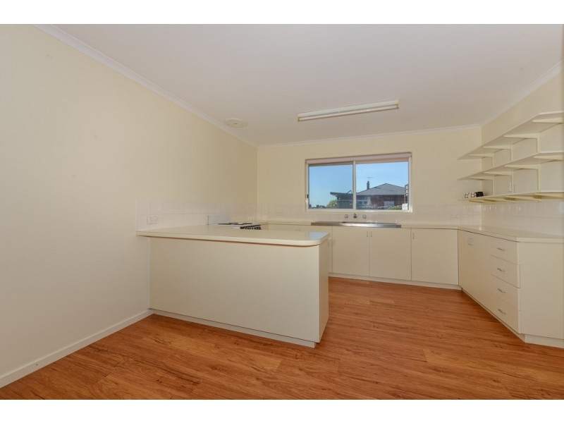 2/32 Mortimer Avenue, Mount Stuart TAS 7000