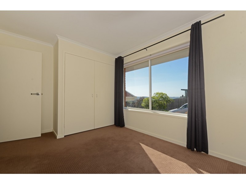 2/32 Mortimer Avenue, Mount Stuart TAS 7000