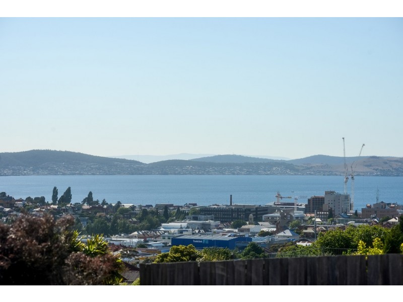 2/32 Mortimer Avenue, Mount Stuart TAS 7000
