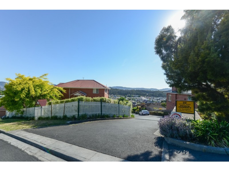 2/32 Mortimer Avenue, Mount Stuart TAS 7000