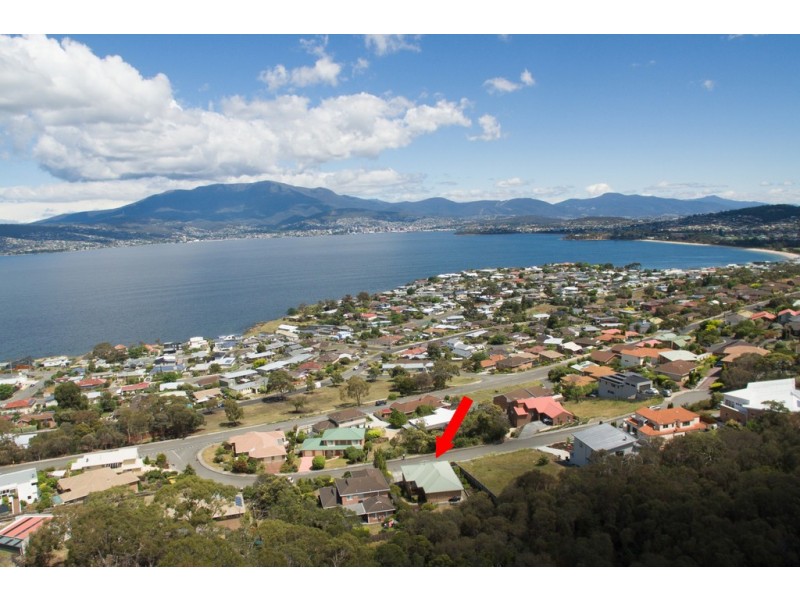 13 Fairisle Terrace, Howrah TAS 7018