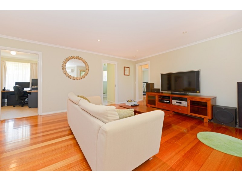 13 Fairisle Terrace, Howrah TAS 7018