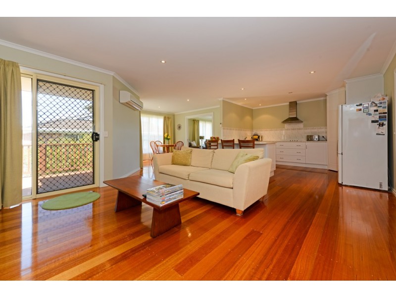 13 Fairisle Terrace, Howrah TAS 7018